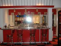 <img200*0:stuff/MorningstarRisingHardRockBar.jpg>