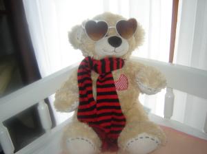 <img300*0:stuff/My_Aristotle._I_got_him..._Thrusday....jpg>