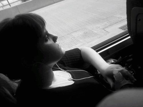 <img500*375:stuff/New_Style._On_a_Bus..jpg>