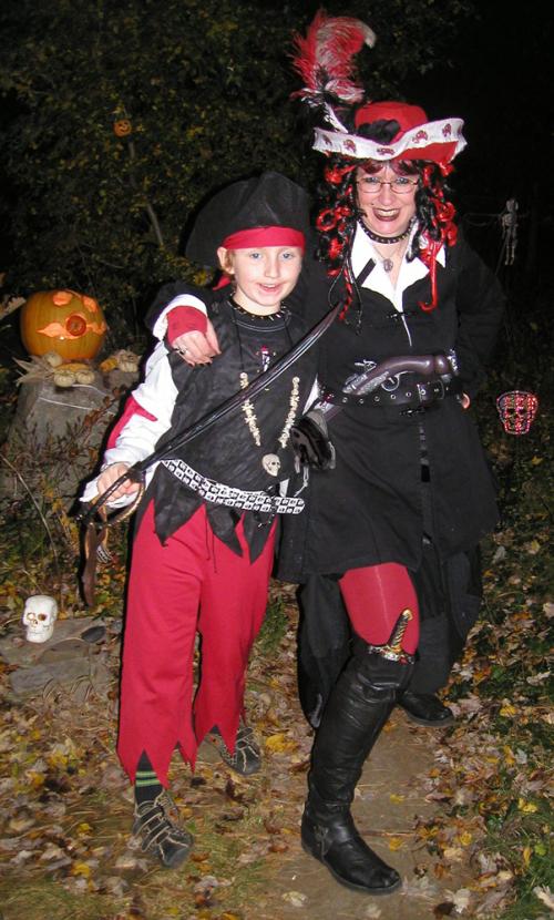 <img500*0:stuff/PWH%26%20Eirikr%203%20S09.JPG>