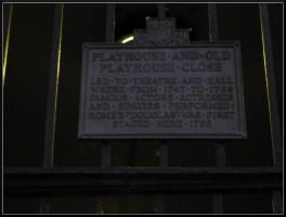<img0*200:stuff/Playhouse%20Close.jpg>