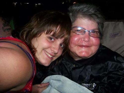 <img500*375:stuff/R.I.P._Mom_i_love_you._10-13-14.jpg>