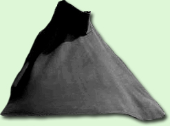 <img:http://elftown.heddate.com/stuff/RoLBlackCloak.jpg>