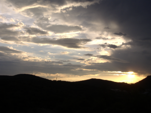 <img:stuff/SUNSET6.bmp.jpg>