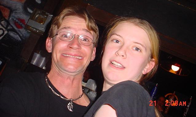 <img:stuff/Saffy_N_Boner_At_Hollywoods.jpg>