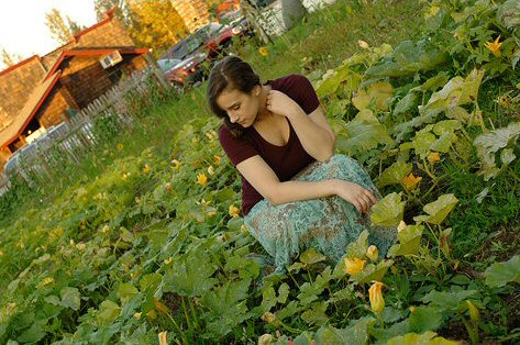 <img:stuff/Senior%20pic%20pumpkin%20patch.jpg>