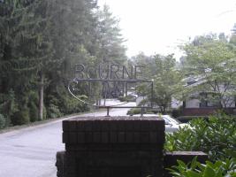 <img0*200:stuff/Sept3-06_m0054.jpg>