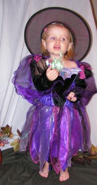 <img200*0:stuff/The_Littlest_Witch.jpg>