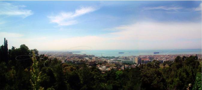 <img0*300:stuff/Thessaloniki_Panorama_by_JitterbugPerfume.jpg>