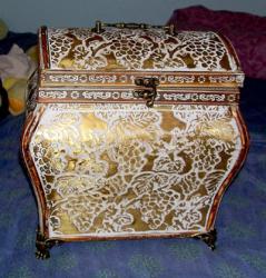 <img0*250:stuff/Treasure_Chest.jpg>