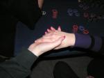 <img150*0:stuff/Two_female_hands.jpg>