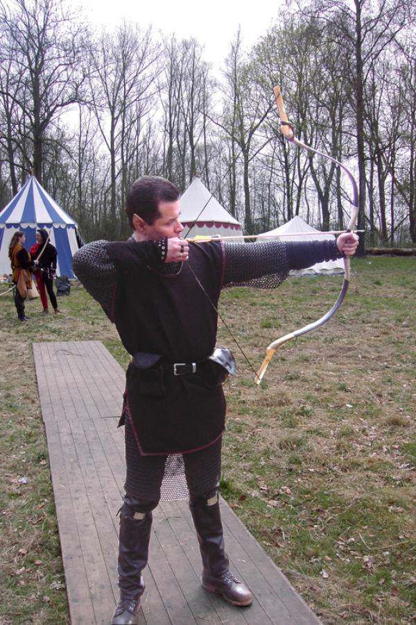 <img600*0:stuff/Urmando-Archer.jpg>
