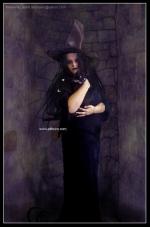 <img150*0:http://elftown.heddate.com/stuff/Witch_and_Her_Cat.jpg>