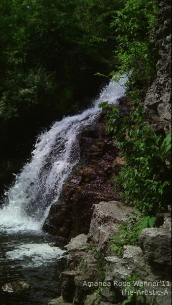 <img350*0:stuff/aj/166925/Cascading_Dreams2011.jpg>