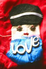 <img150*0:stuff/aj/169023/AllYouNeedIsLove.jpg>