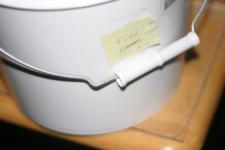 <img0*150:stuff/aj/169023/Bucket.jpg>