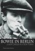 <img0*100:stuff/aj/169023/bowie1.jpg>