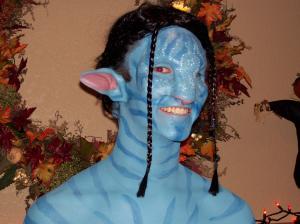 <img300*0:http://elftown.heddate.com/stuff/aj/178032/Nic%20as%20Jake%20Sully.jpg>