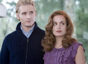 <img300*0:stuff/aj/181716/Carlisle%20and%20Esme.jpg>