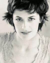 <img200*0:stuff/aj/181716/Renee%20Dwyer.jpg>