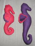 <img0*150:stuff/aj/46887/NehirwensSeahorses.jpg>