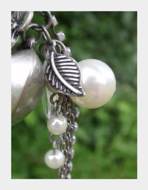 <img300*0:http://elftown.heddate.com/stuff/akayumepearl.jpg>