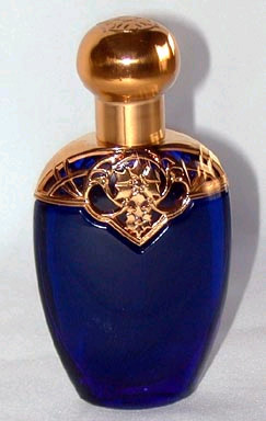 <img:stuff/bluebottle.jpg>