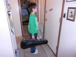<img300*0:stuff/casehandsmall.jpg>