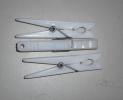 <img0*100:stuff/clothes_pins.jpg>