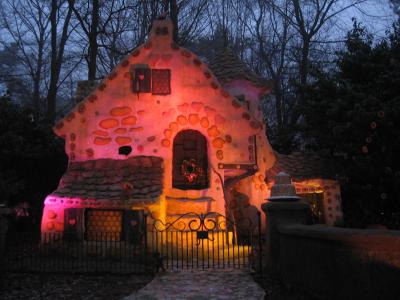 <img400*0:stuff/dark%20fairytales%20iuna%20portfolio3.jpg>