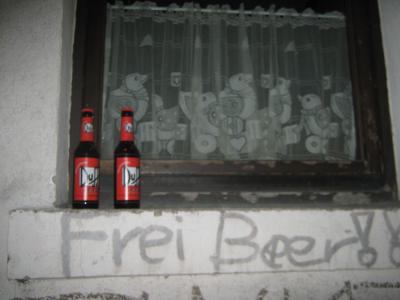 <img0*300:stuff/duff%2c_beer%2c_frei%2c_free.jpg>