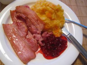 <img300*0:stuff/easterling_rotmos.jpg>