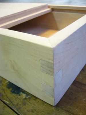 <img300*0:stuff/etetetetettete.jpg>