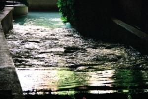 <img300*0:stuff/fountian5.jpg>