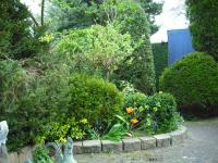<img0*150:stuff/garden.jpg>