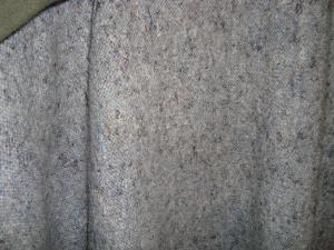 <img300*0:stuff/grey_blanket_with_waves.jpg>