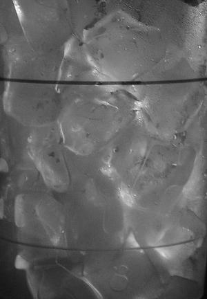<img300*0:stuff/icecup.jpg>