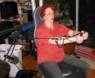 <img0*250:stuff/jan%209a%20%20moira%20workin%20out%202.jpg>