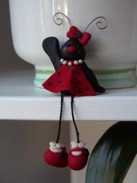 <img200*0:stuff/lady-bug.JPG>