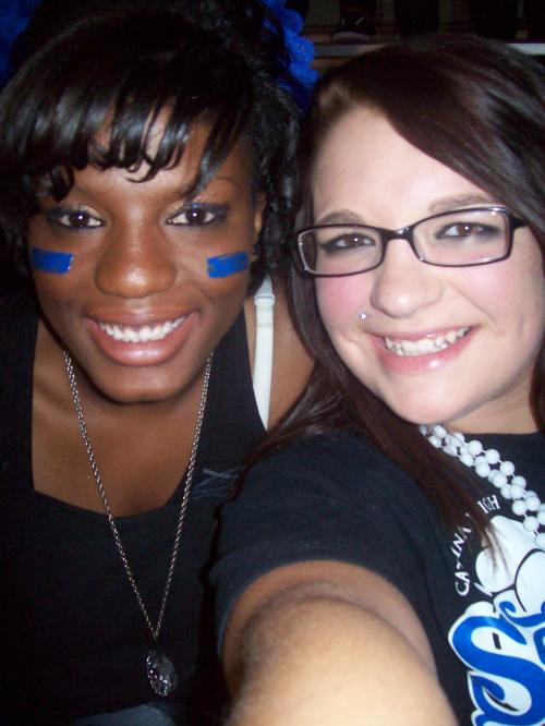 <img500*666:stuff/me_and_valeena_%e2%99%a5.jpg>