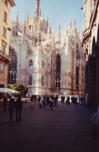 <img200*0:http://elftown.heddate.com/stuff/milan1-2.JPG.jpg>