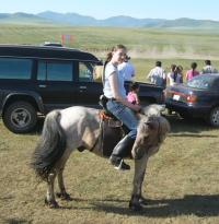 <img200*0:stuff/naadam.jpg>