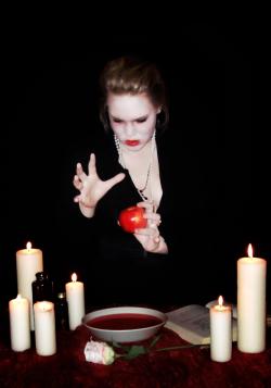 <img250*0:stuff/photofolio-tri-witch.jpg>