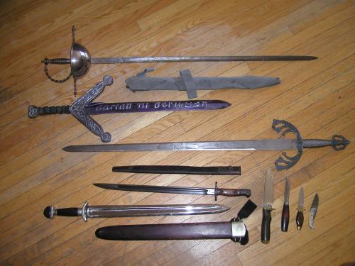 <img500*0:stuff/pointy%20things%20006.jpg>