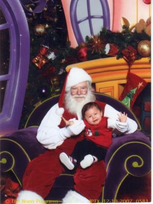 <img300*0:http://elftown.heddate.com/stuff/santamikey.jpg>