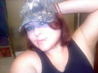 <img0*240:stuff/she%27s_country.jpg>