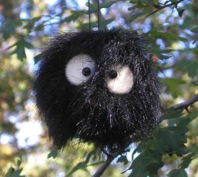 <img400*0:stuff/sootsprite%20in%20hawthorne.jpg>