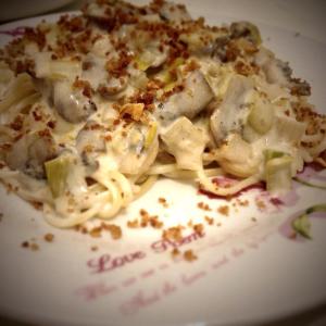 <img300*0:stuff/spaghetti%2c_mushrooms%2c.jpg>