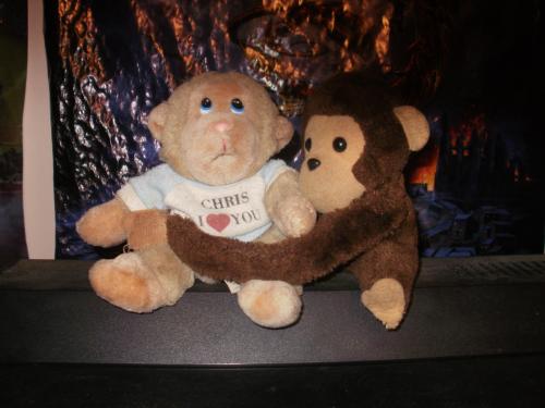 <img500*375:stuff/wish_i_had_some_one_to_hug_.jpg>