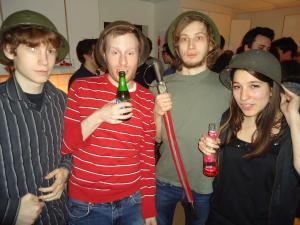 <img300*0:stuff/z/1/ALittleCarneval/dsc04103.jpg>